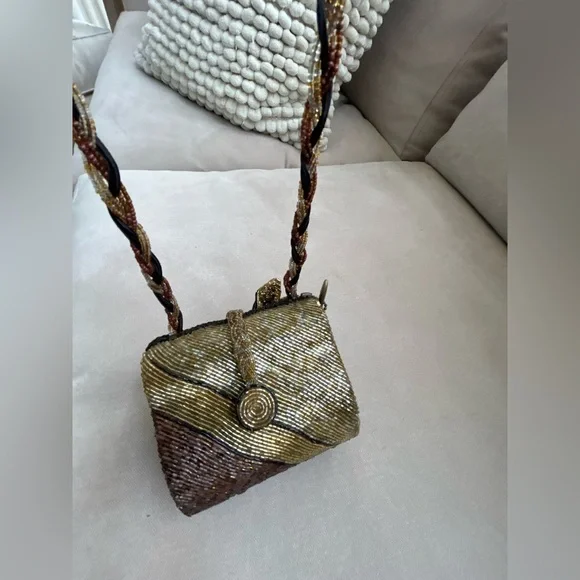 Mary Frances Elegant Gold Burgundy Beaded Velvet Trim Dragonfly Crossbody Purse - Picture 12 of 12